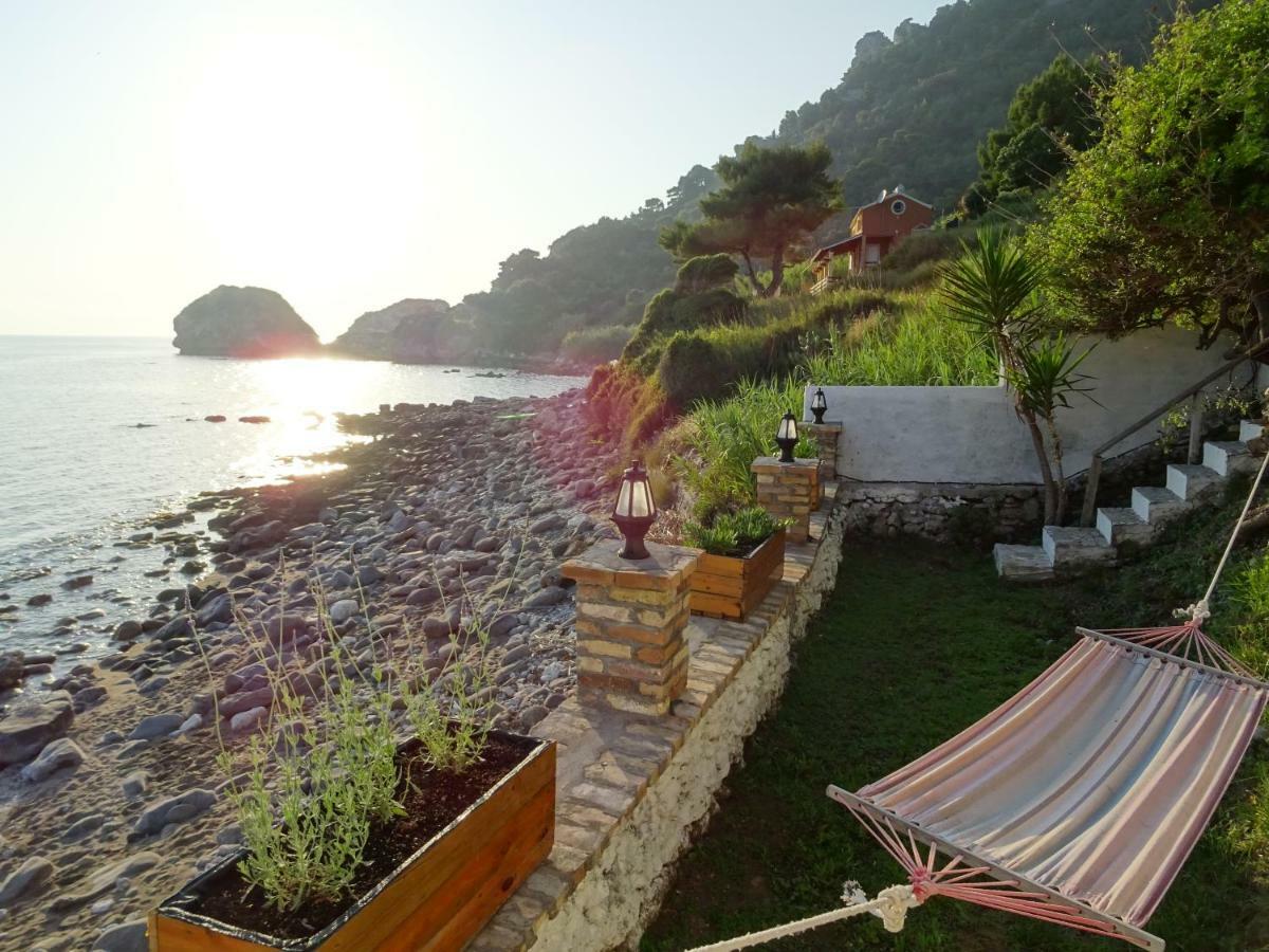 Vila Josef And Marina House Agios Gordios  Exteriér fotografie