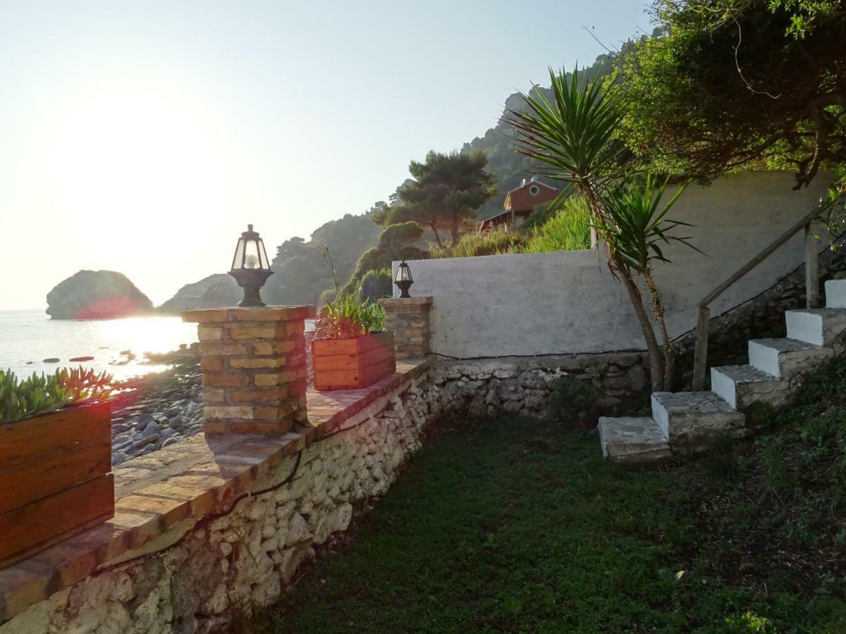 Vila Josef And Marina House Agios Gordios  Exteriér fotografie